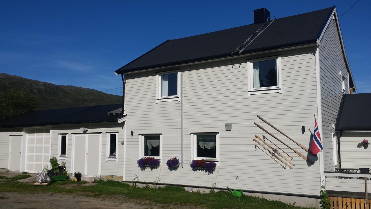 Utsikten Feriehus I Bakkeby Εξωτερικό φωτογραφία